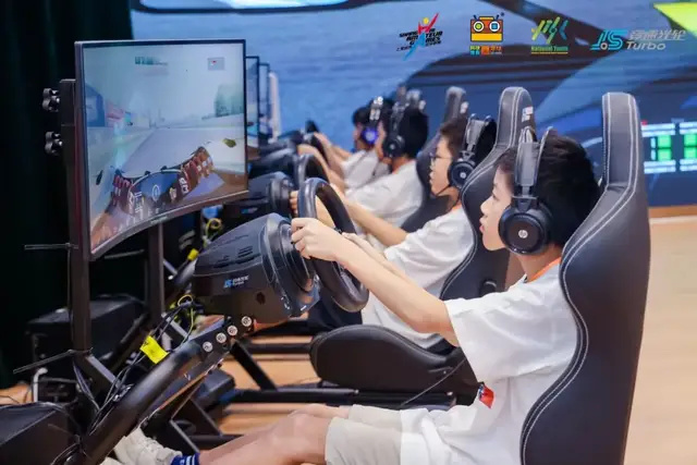 群阵阵惊叹 群阵阵惊叹